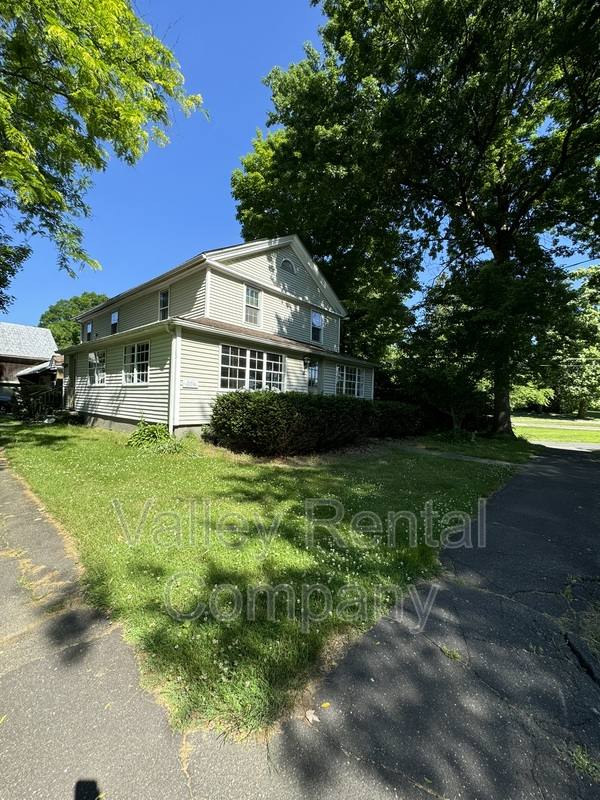 Apartment for rent at 37 Middle St #2, Hadley, MA 01035
