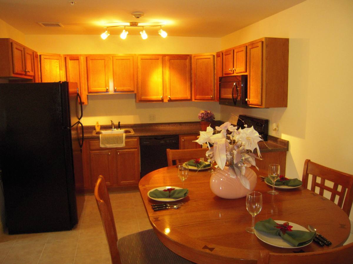Apartment for rent at 58 Elm St, Epping, NH 03042