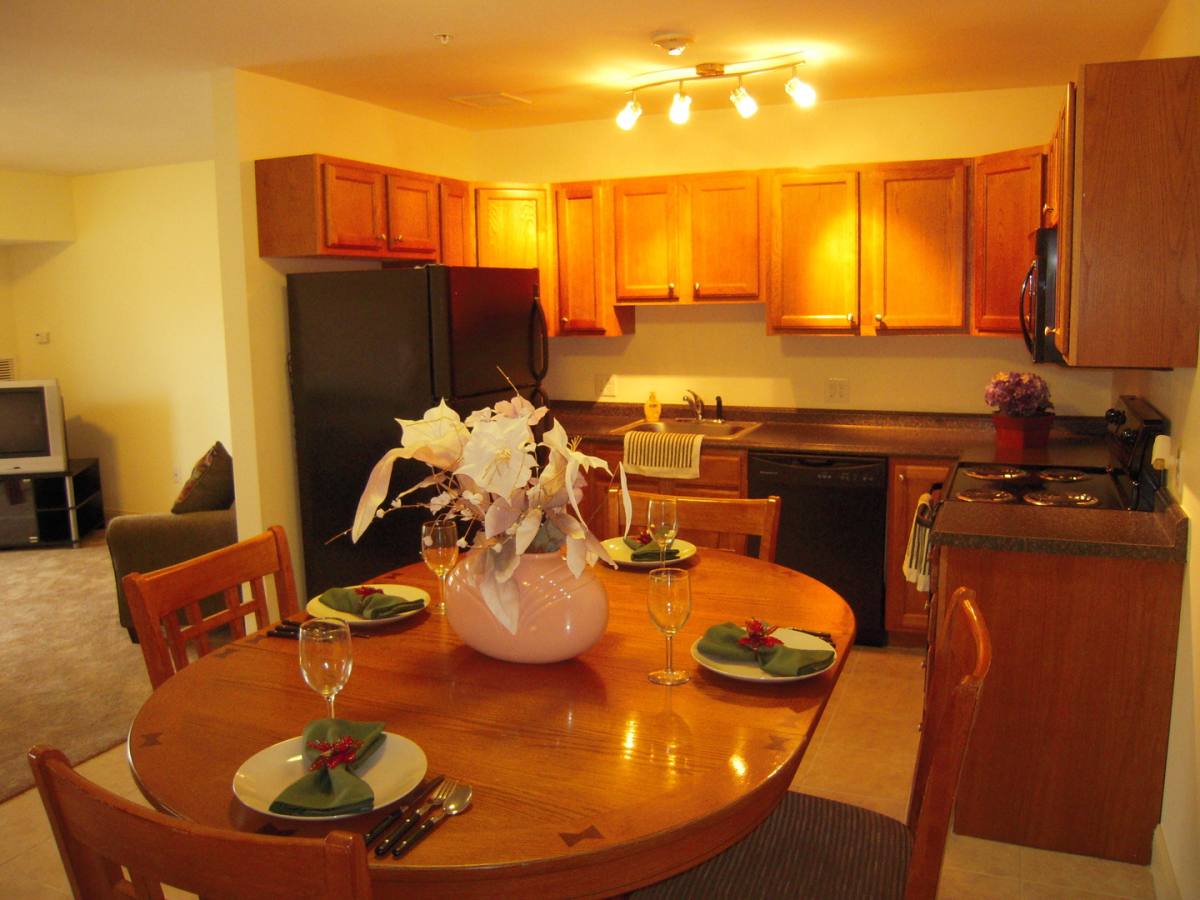 Apartment for rent at 58 Elm St, Epping, NH 03042