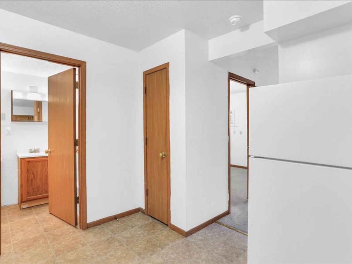 Apartment for rent at 1005 E Colorado, Urbana, IL 61801