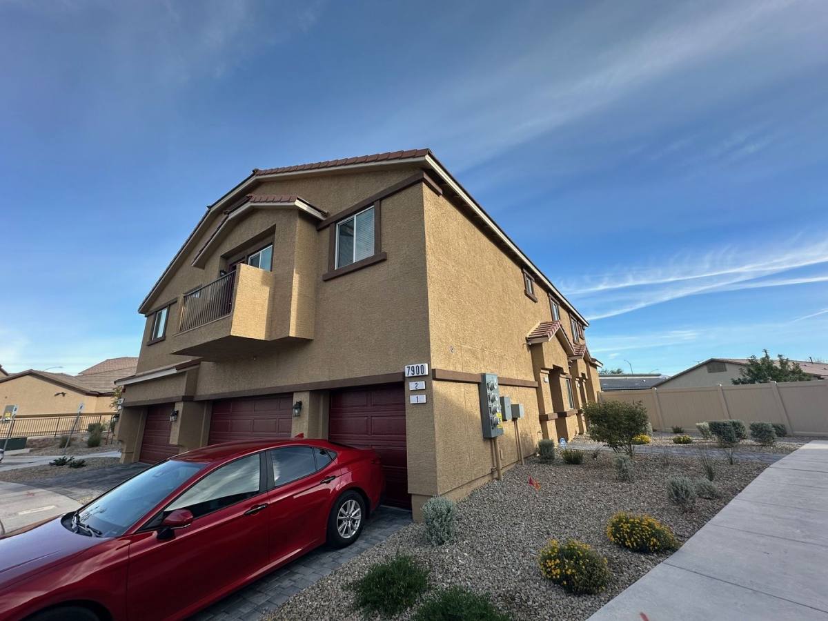 Townhouse for rent at 7900 Pandora Sky St, North Las Vegas, NV 89084