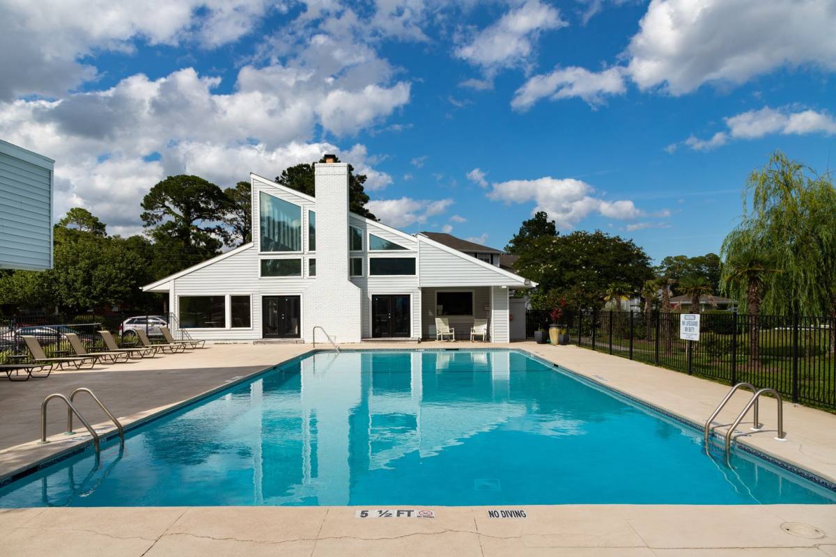 Townhouse for rent at 3200 Cypress Mill Rd, Brunswick, GA 31525