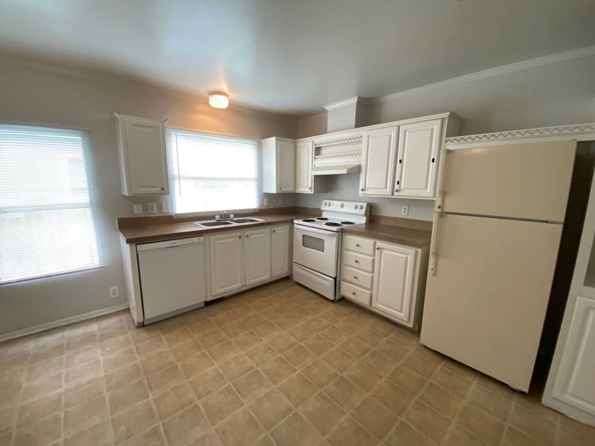 House for rent at 11734 Greensbrook Forest Dr, Houston, TX 77044