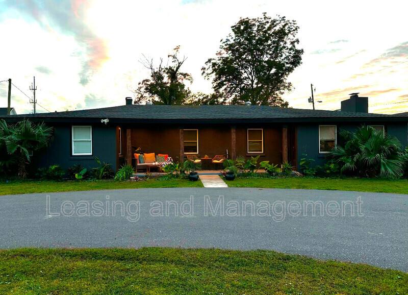 House for rent at 823 Jordan St, Charleston, SC 29412