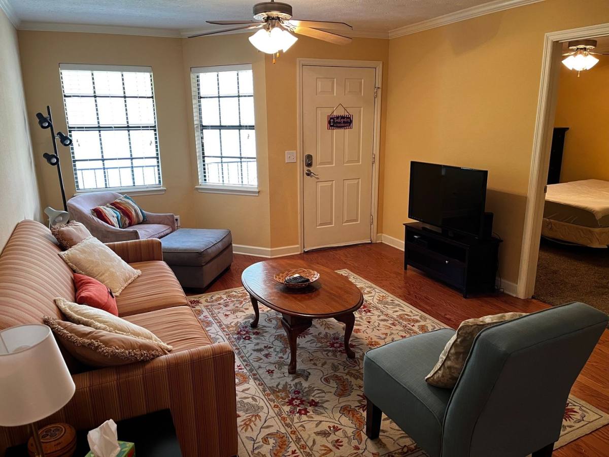 Condo for rent at 315 E Magnolia, Auburn, AL 36830