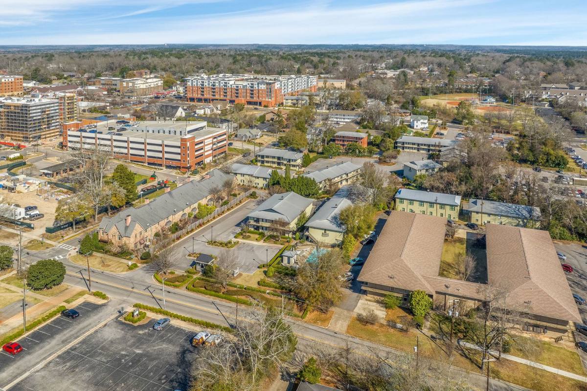 Condo for rent at 315 E Magnolia, Auburn, AL 36830