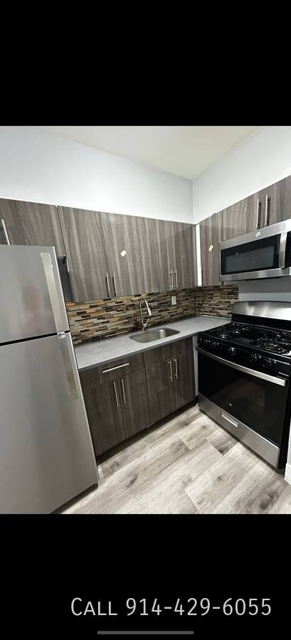 Apartment for rent at 139 School St, Yonkers, NY 10701