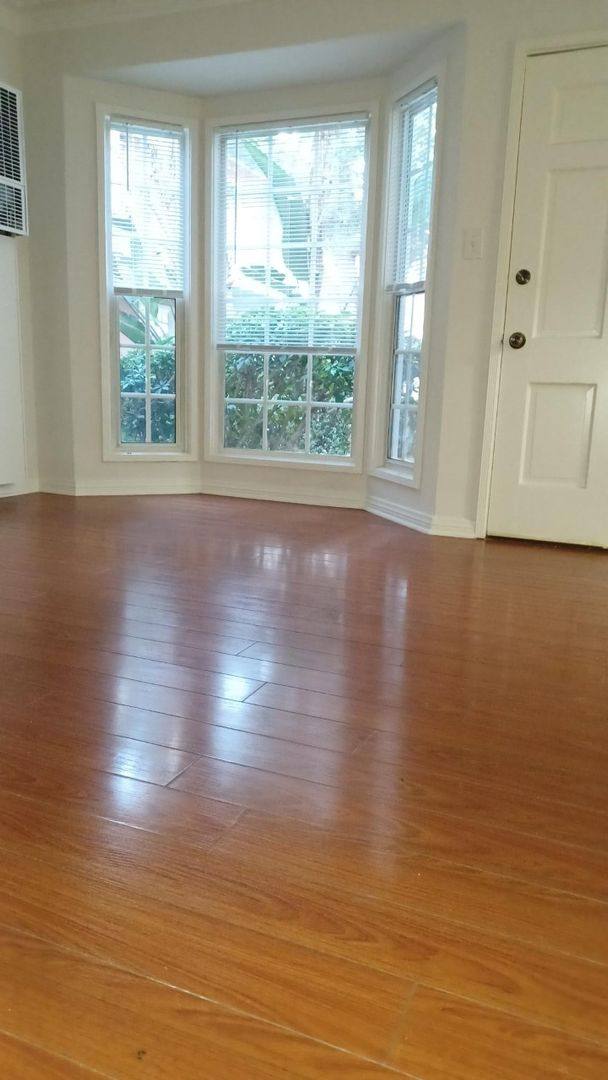 Apartment for rent at 1749 N Sycamore Ave, Los Angeles, CA 90028