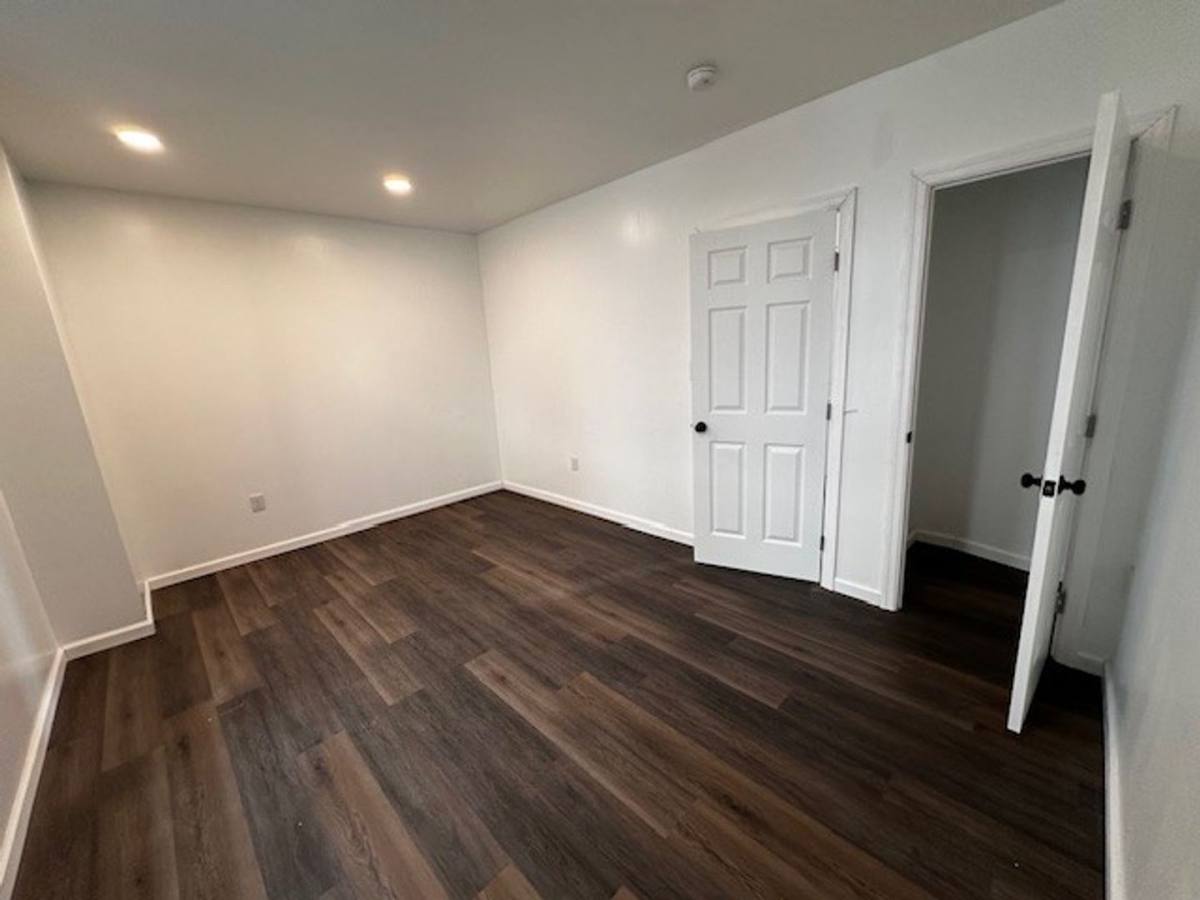 Apartment for rent at 140 E Market St, Williamstown, PA 17098