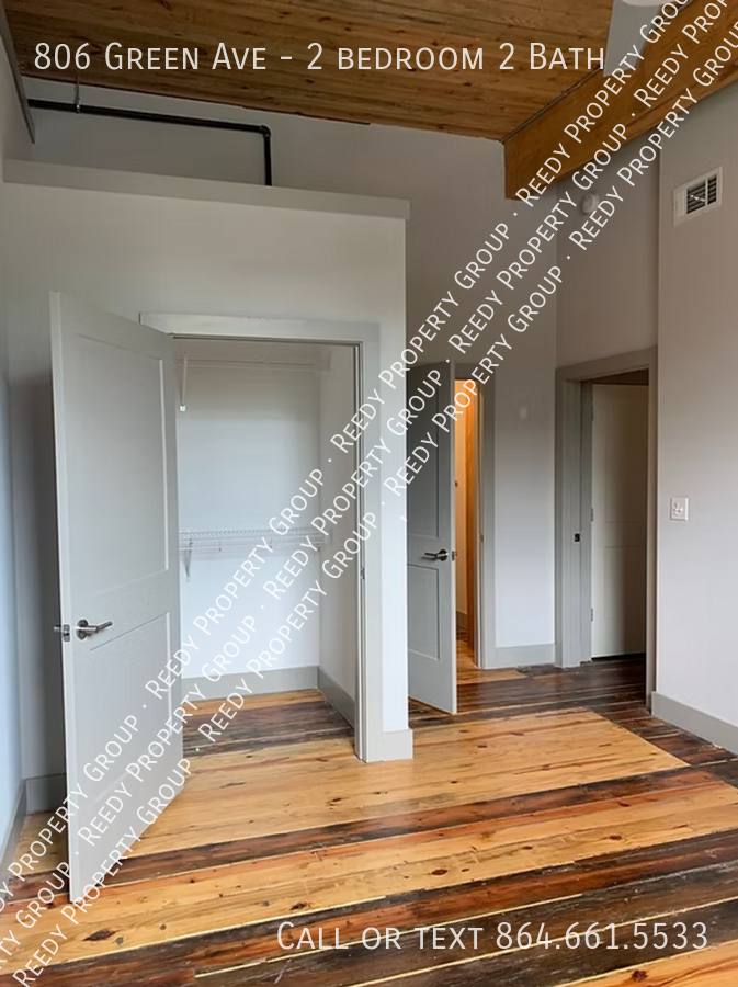 Apartment for rent at 806 Green Ave, Greenville, SC 29605