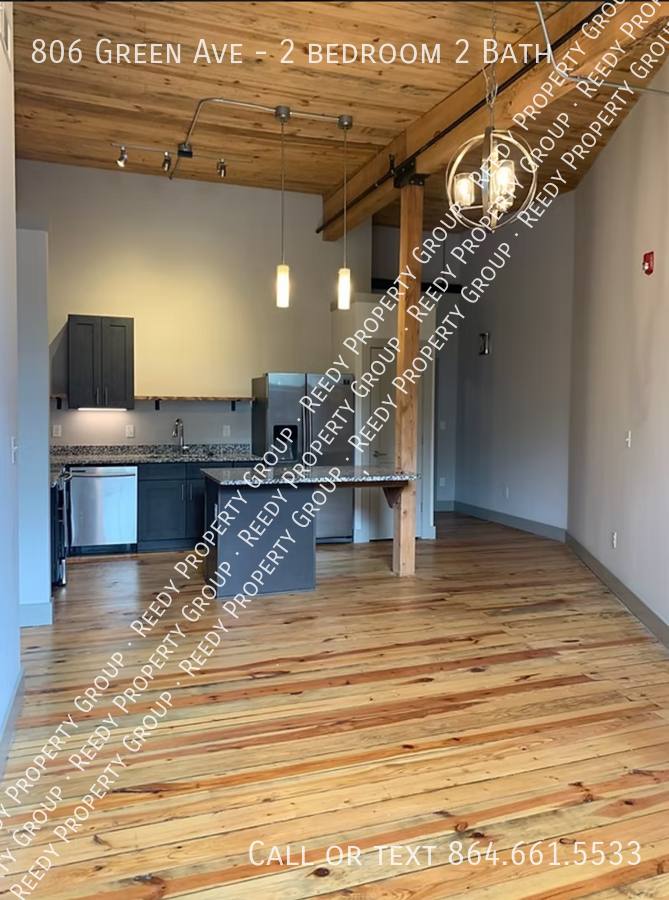 Apartment for rent at 806 Green Ave, Greenville, SC 29605