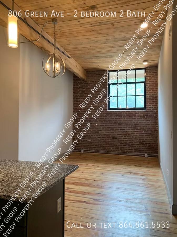 Apartment for rent at 806 Green Ave, Greenville, SC 29605