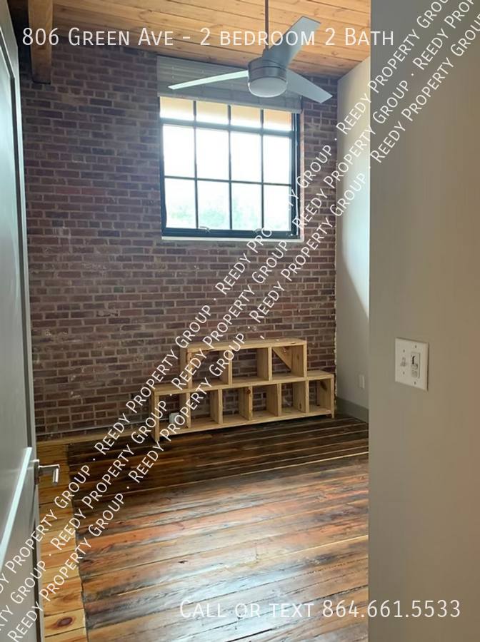 Apartment for rent at 806 Green Ave, Greenville, SC 29605