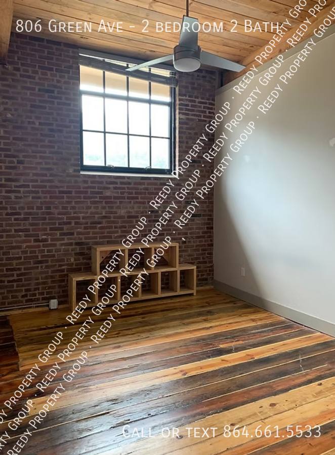 Apartment for rent at 806 Green Ave, Greenville, SC 29605
