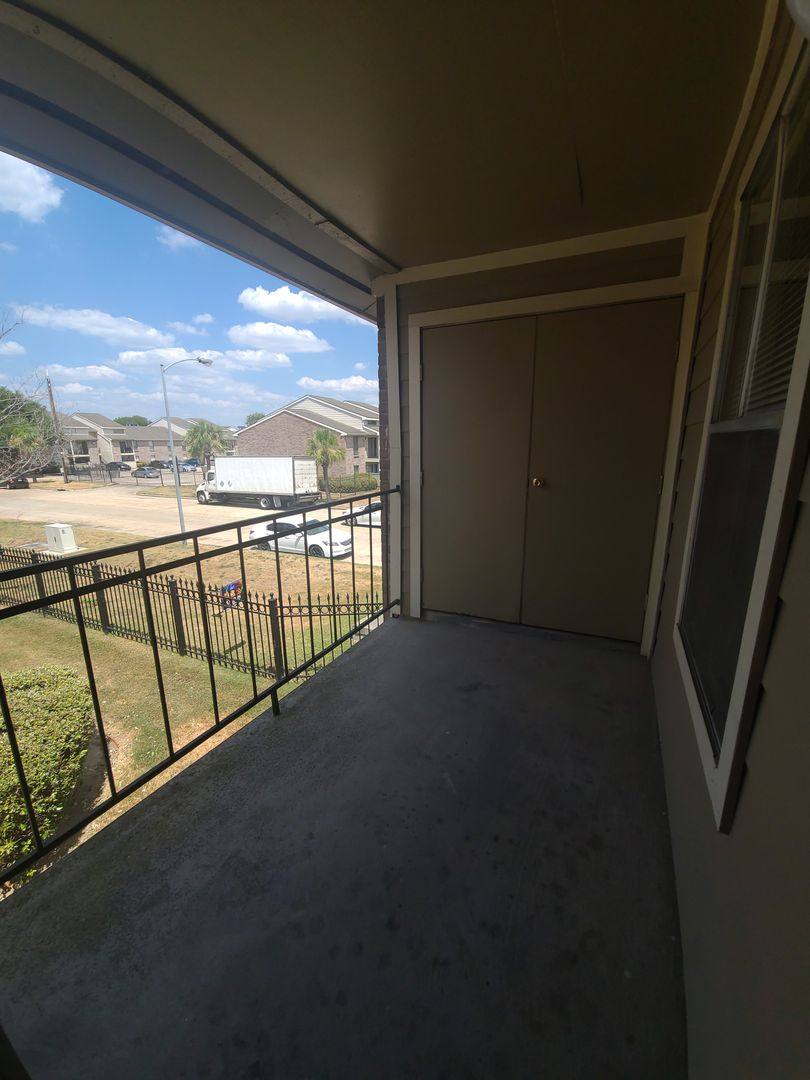 Apartment for rent at 5315 Timber Creek Place Dr, Houston, TX 77084