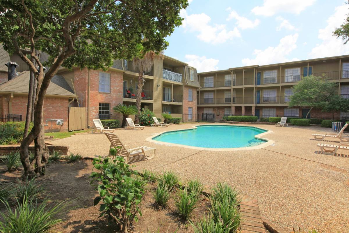 Apartment for rent at 6601 Dunlap St, Houston, TX 77081