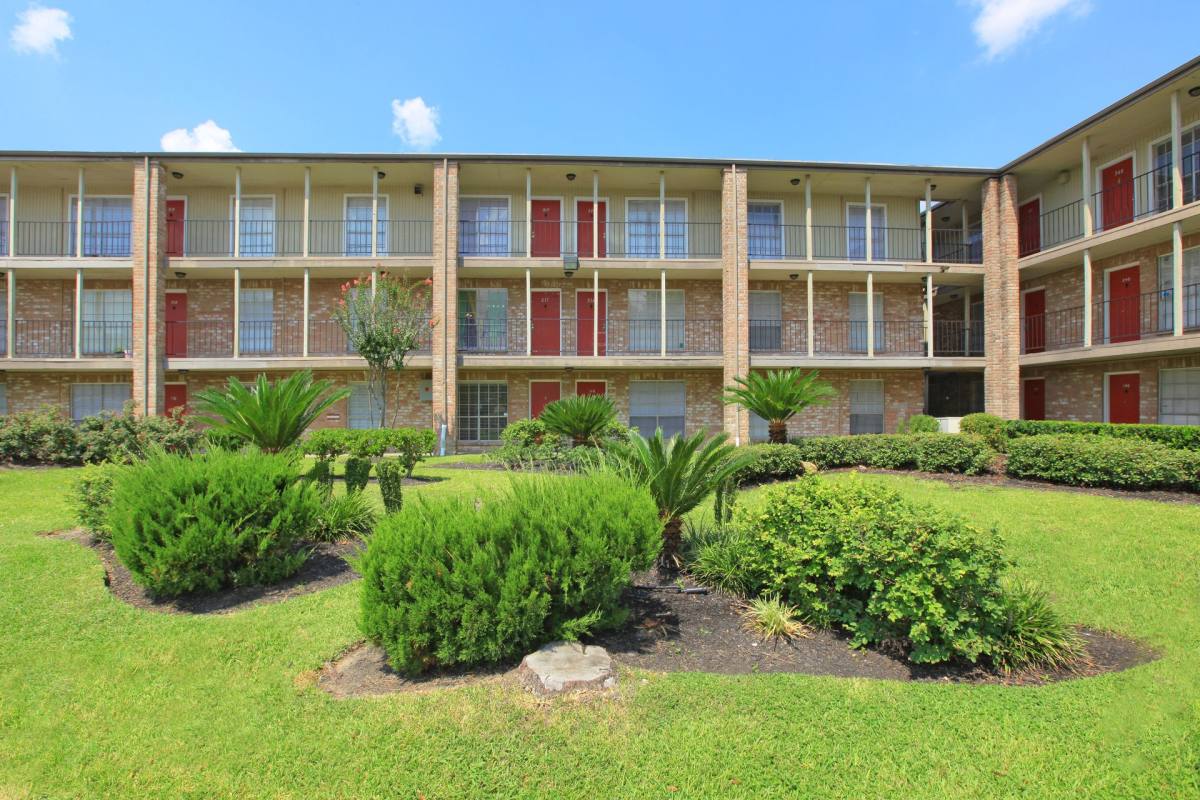 Apartment for rent at 6601 Dunlap St, Houston, TX 77081