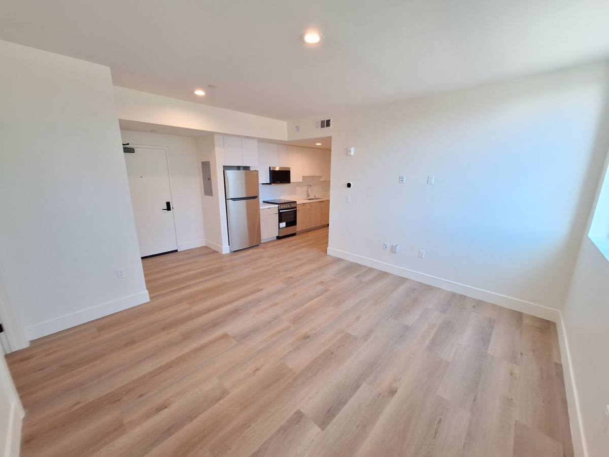 Apartment for rent at 16136 Devonshire St, Granada Hills, CA 91344
