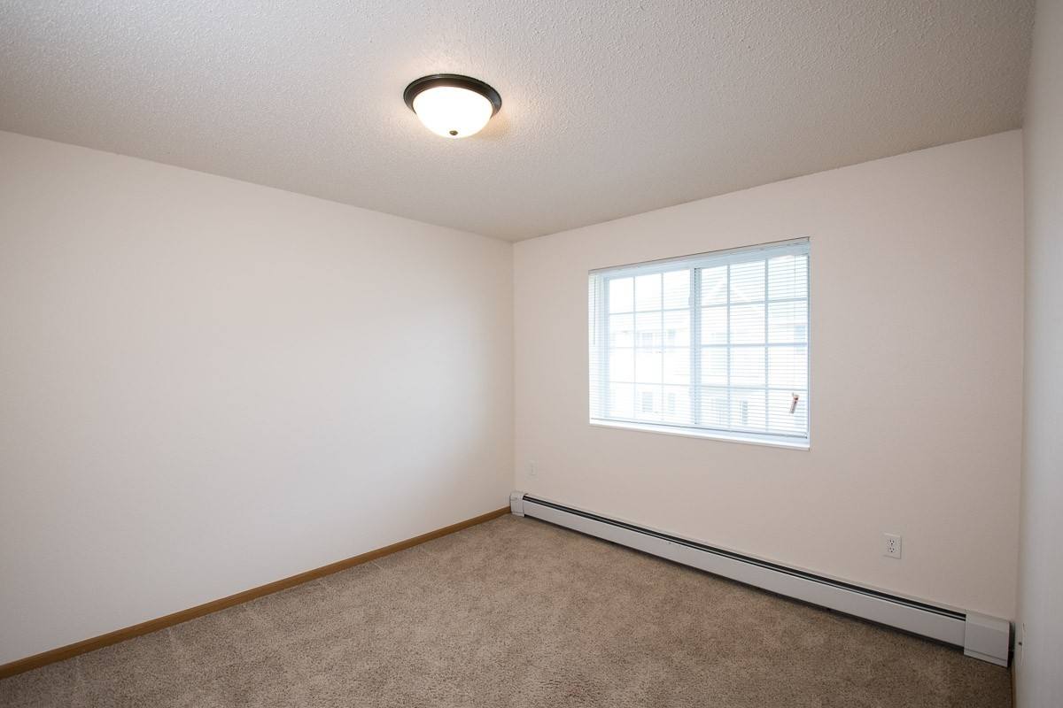 Apartment for rent at 815 34th Ave E, Alexandria, MN 56308