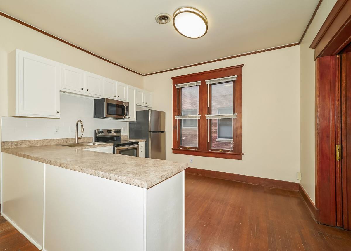 Apartment for rent at 1335 Central Ave, Indianapolis, IN 46202