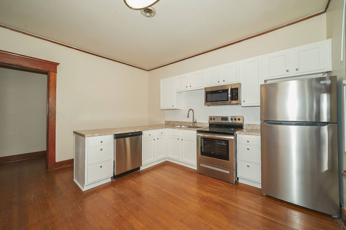 Apartment for rent at 1335 Central Ave, Indianapolis, IN 46202