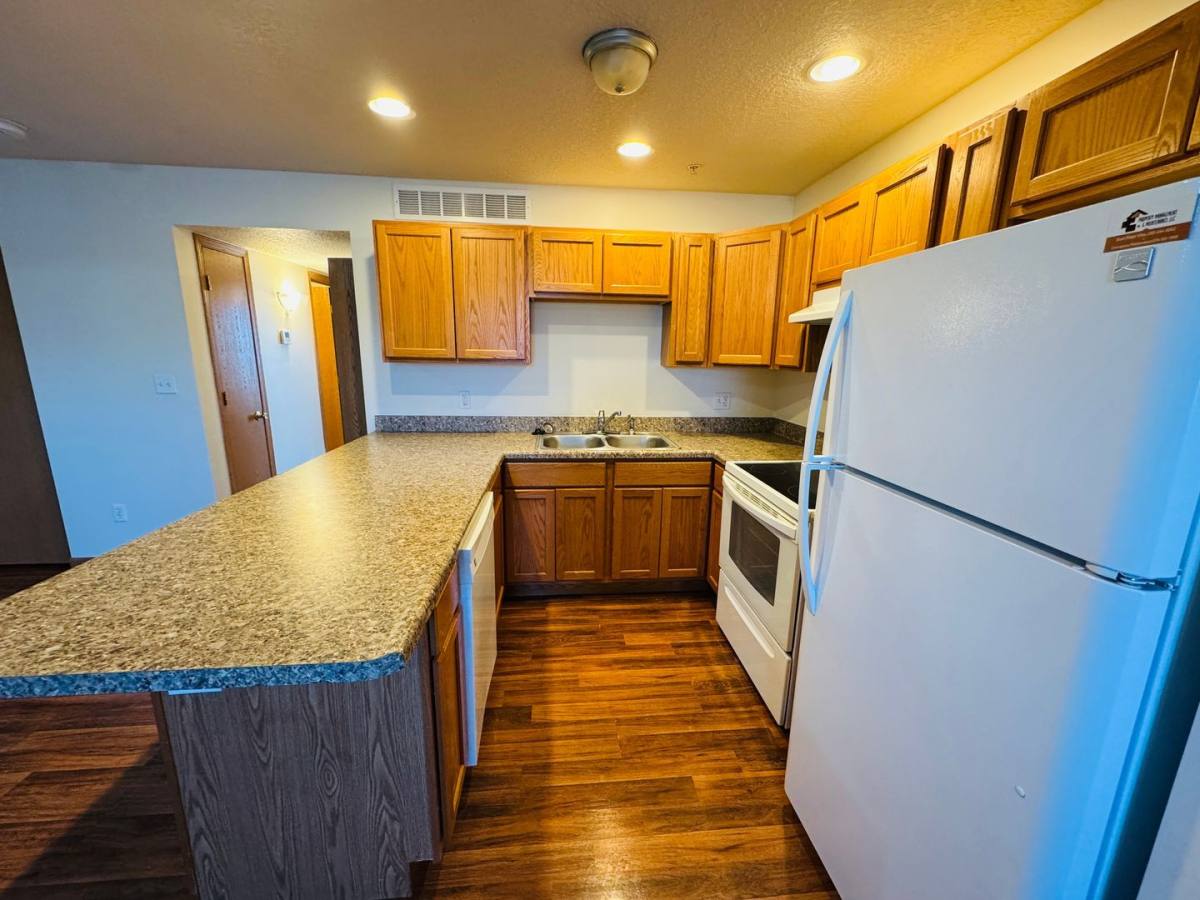 Apartment for rent at 1011 Angela Dr, Lakeville, IN 46536