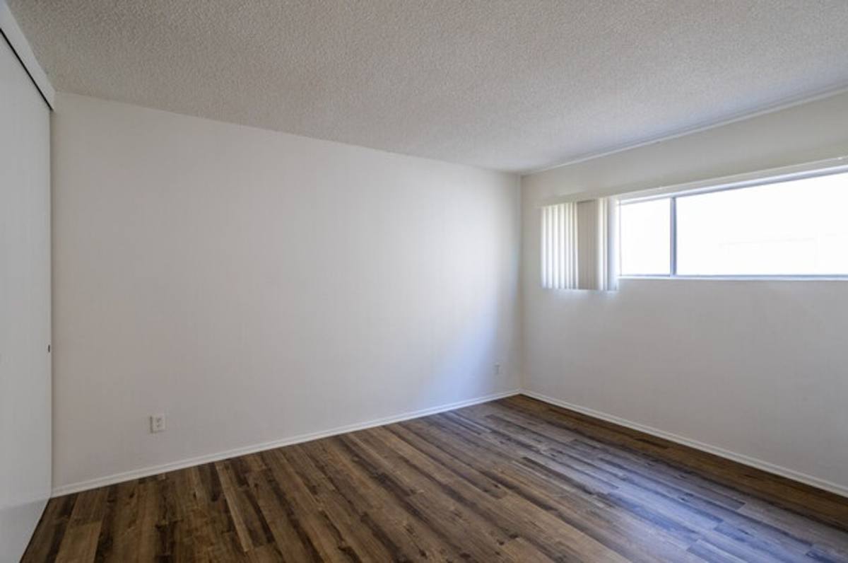 Apartment for rent at 19962 Roscoe, Winnetka, CA 91306