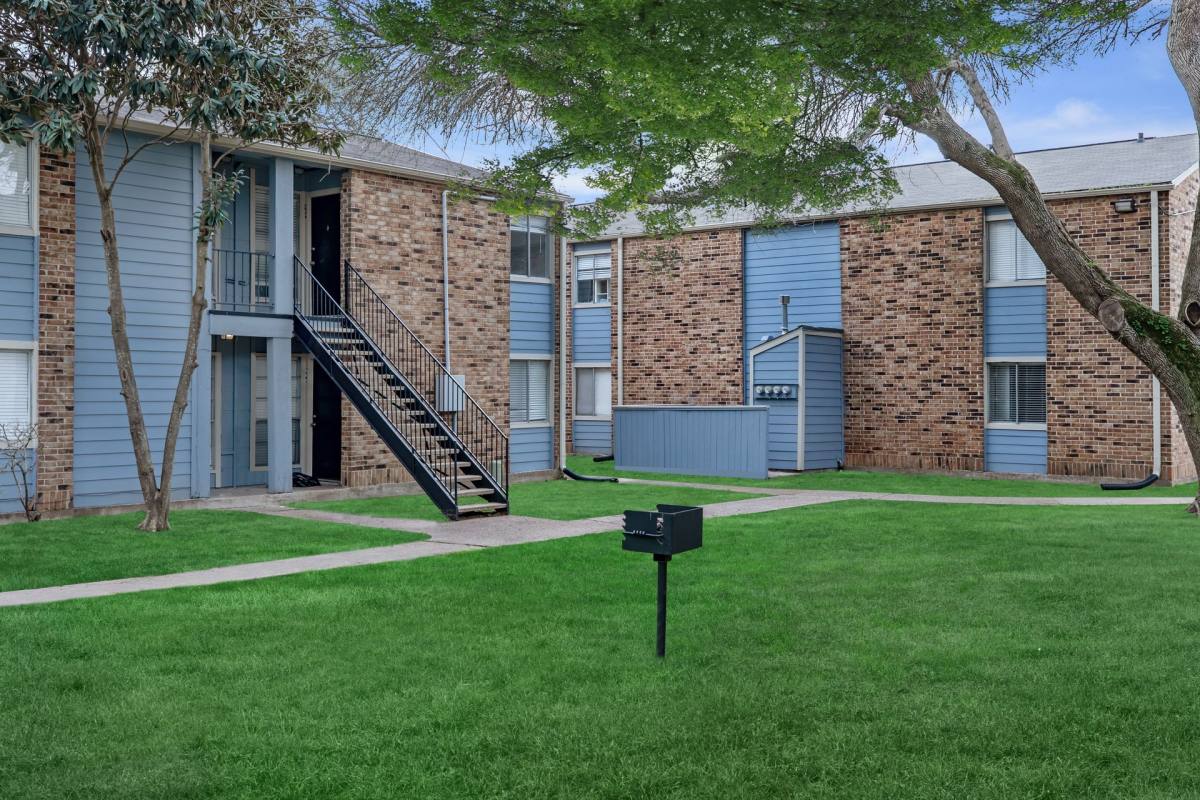 Apartment for rent at 2700 Ward Rd, Baytown, TX 77520