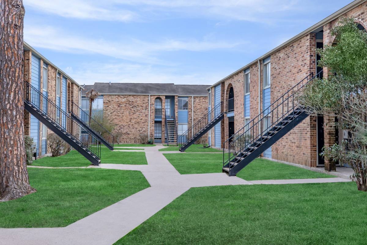 Apartment for rent at 2700 Ward Rd, Baytown, TX 77520