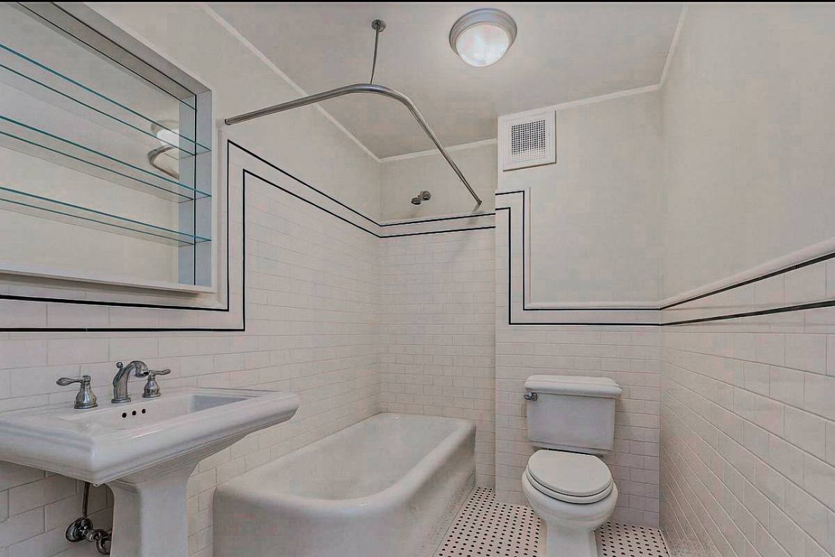 Apartment for rent at 166 2nd Ave, New York, NY 10003