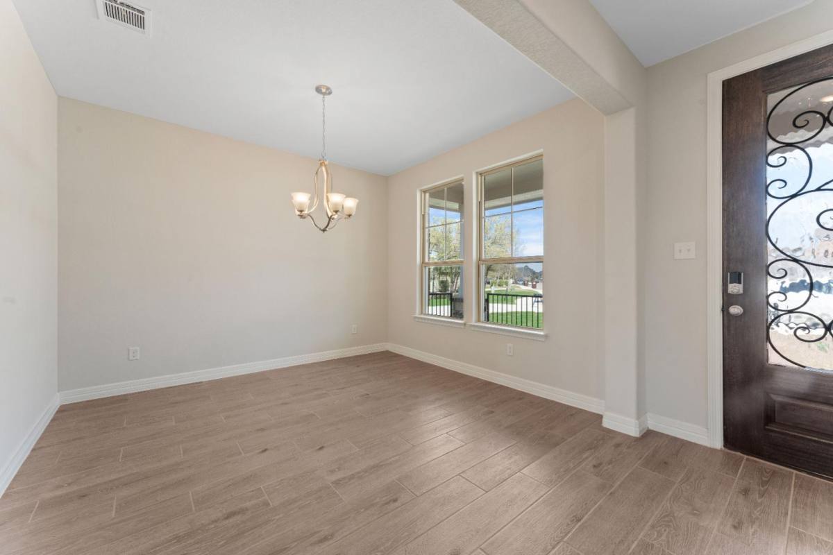 House for rent at 423 Montessa Park, San Antonio, TX 78253