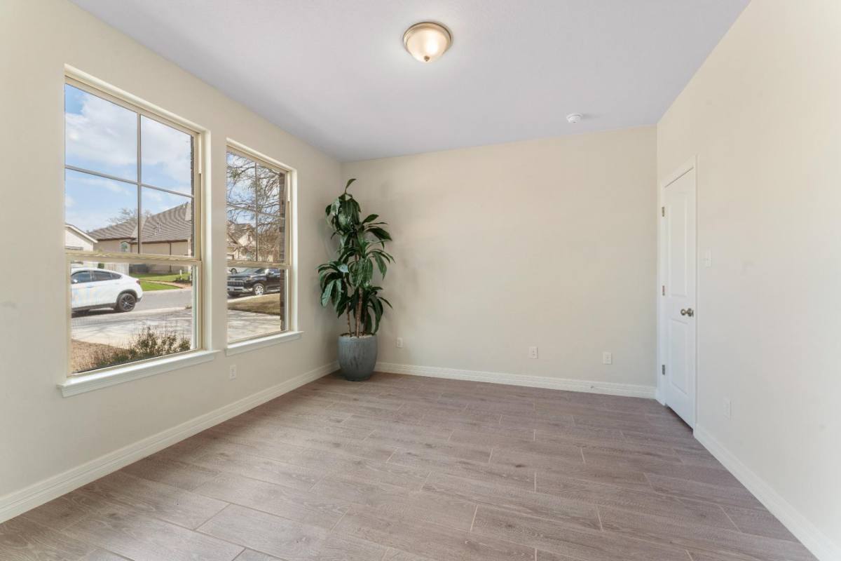 House for rent at 423 Montessa Park, San Antonio, TX 78253