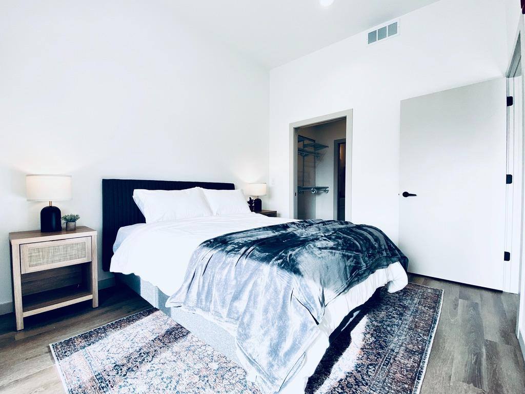 Apartment for rent at 810 Broadway Ave N #FURNISHED, Rochester, MN 55906