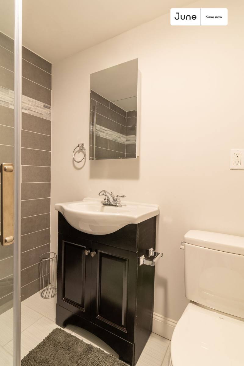 Apartment for rent at 102 Cross St #A, Somerville, MA 02145