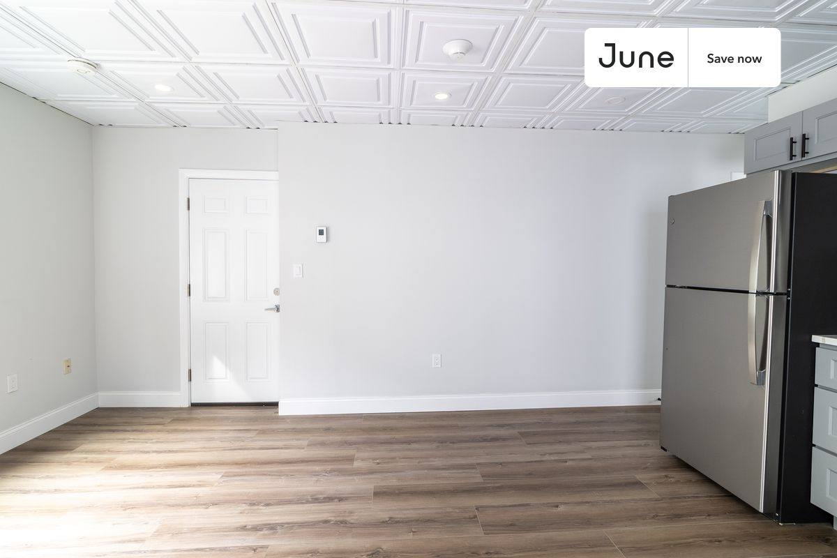 Apartment for rent at 102 Cross St #A, Somerville, MA 02145
