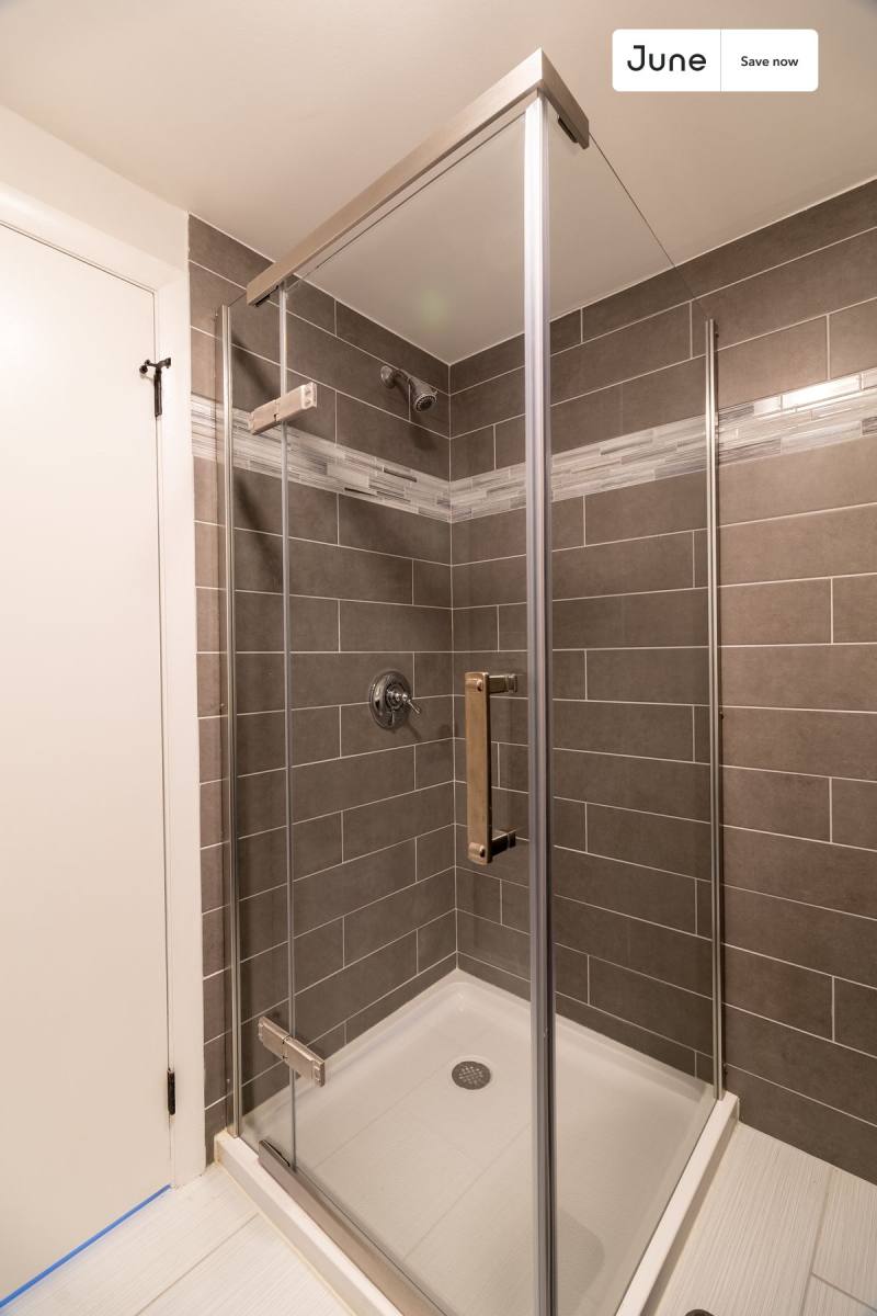 Apartment for rent at 102 Cross St #A, Somerville, MA 02145