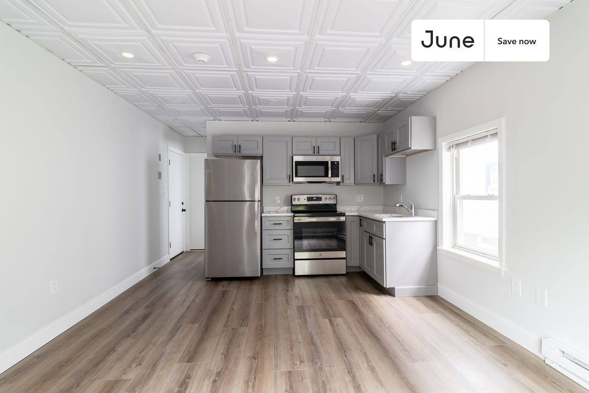Apartment for rent at 102 Cross St #A, Somerville, MA 02145