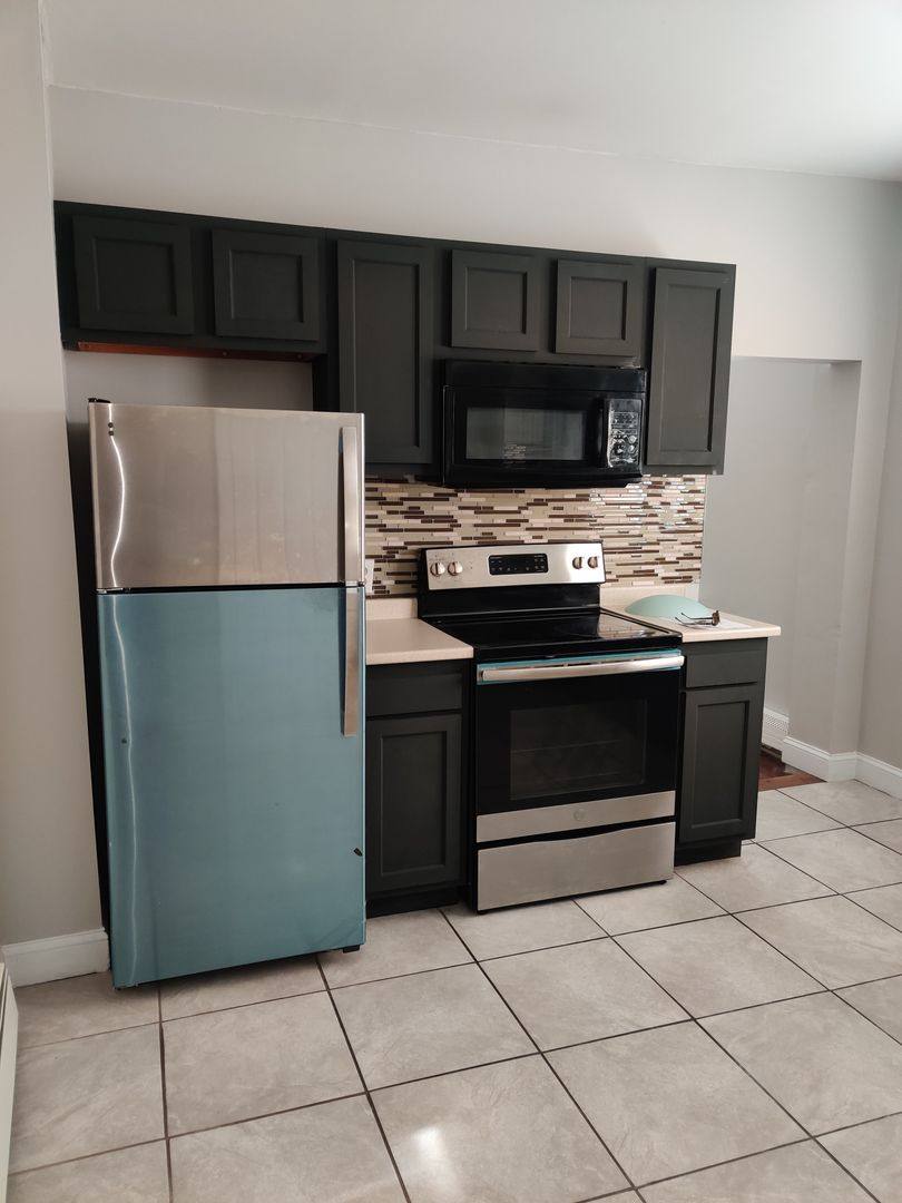 Apartment for rent at 732 E Main St, Waterbury, CT 06705