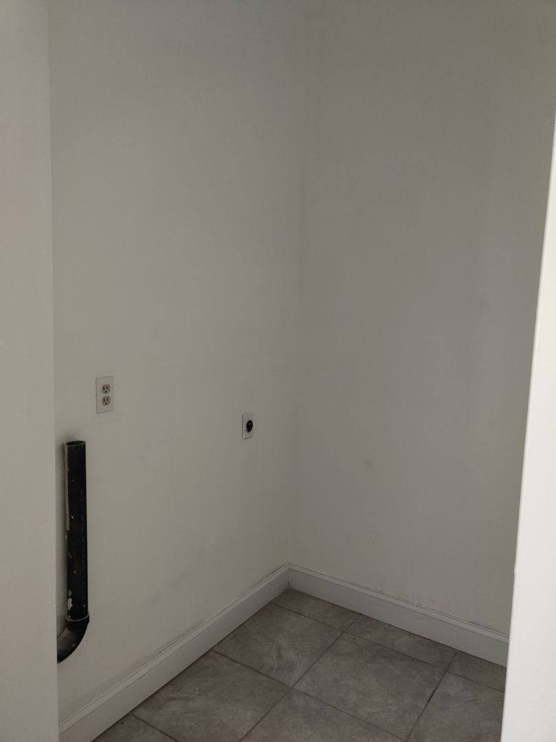 Apartment for rent at 732 E Main St, Waterbury, CT 06705