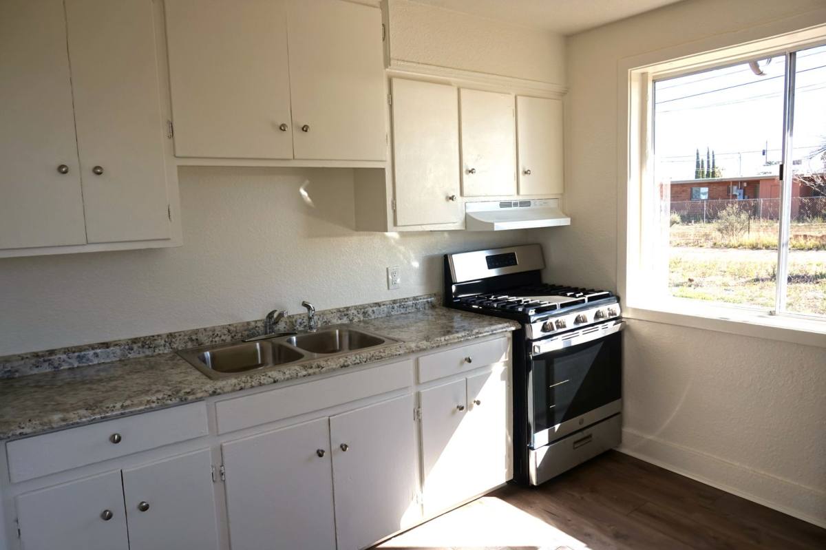 House for rent at 557 Graham Place, Sierra Vista, AZ 85635