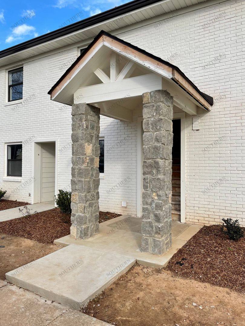 Apartment for rent at 550 Winfield Dr, Bowling Green, KY 42103