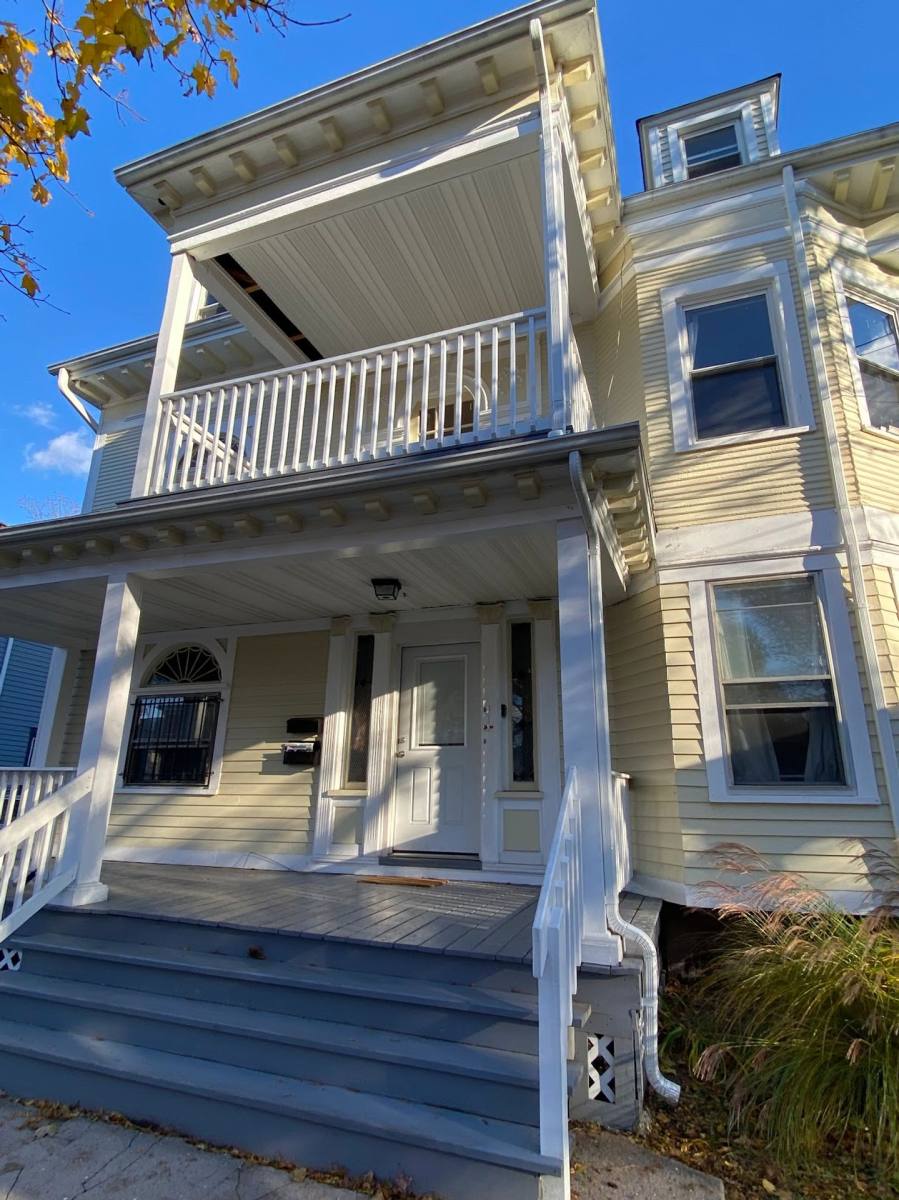 Apartment for rent at 229 Dwight St, New Haven, CT 06511