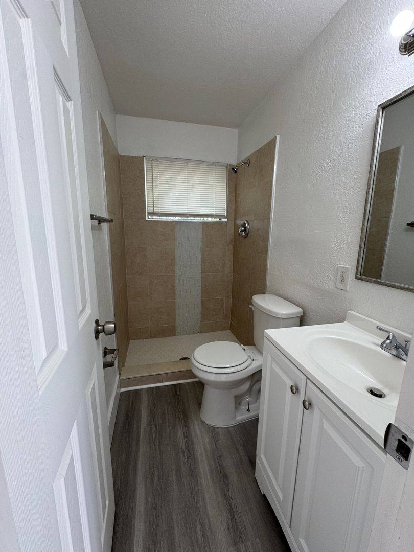 Apartment for rent at 3041 Second St, Fort Myers, FL 33916