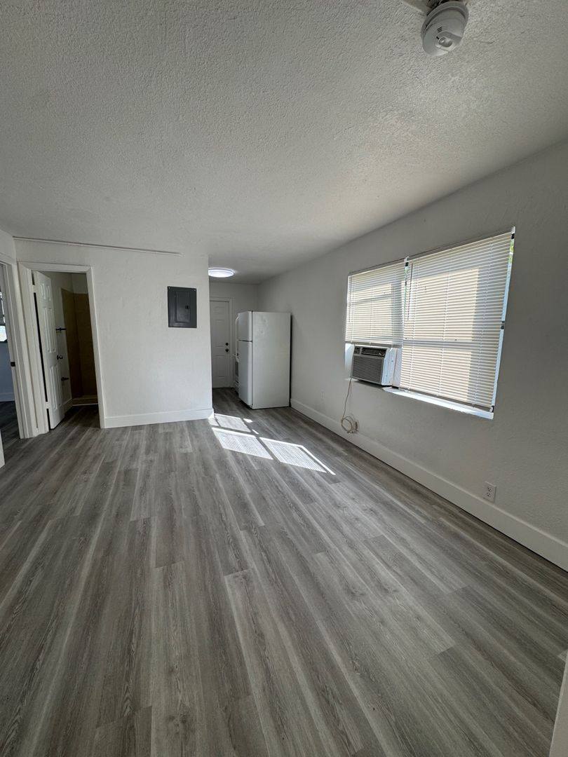 Apartment for rent at 3041 Second St, Fort Myers, FL 33916