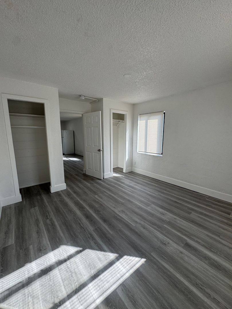 Apartment for rent at 3041 Second St, Fort Myers, FL 33916