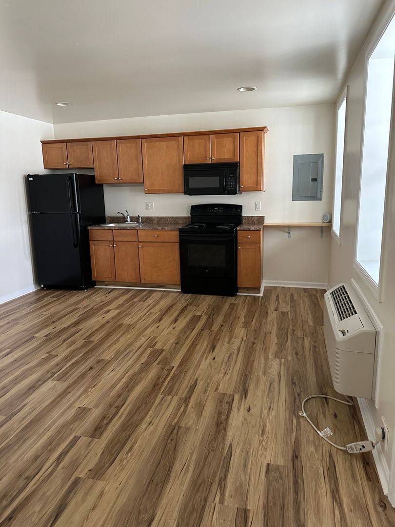 Apartment for rent at 36 W Market St, Marietta, PA 17547