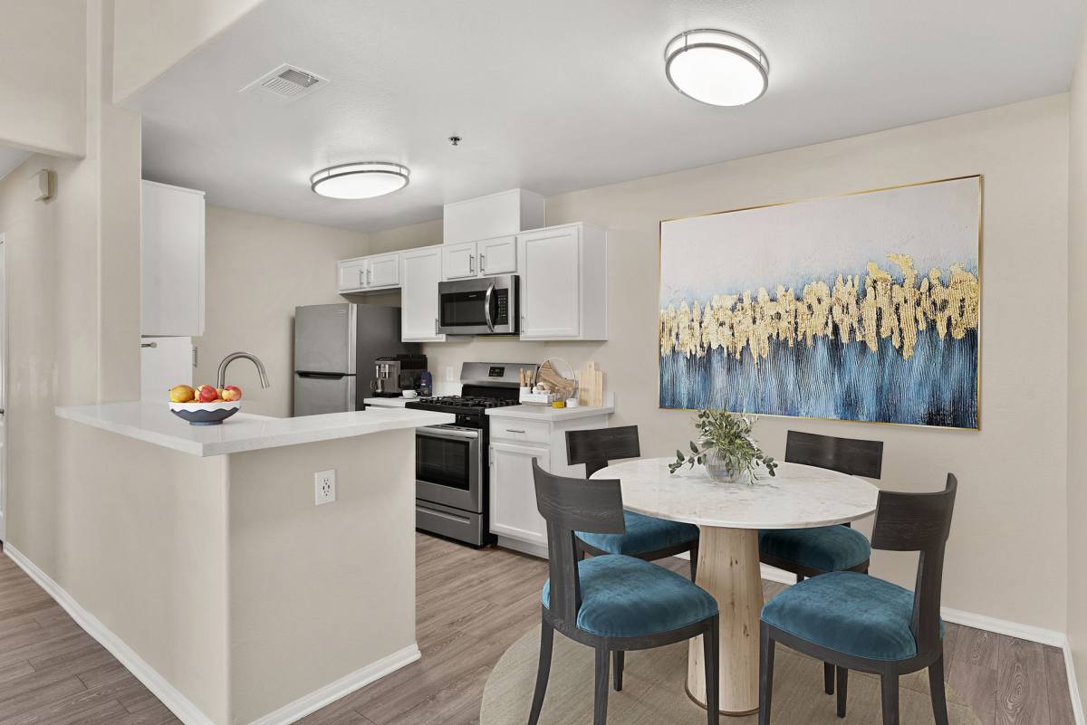 Apartment for rent at 1881 S Santa Fe Ave, San Jacinto, CA 92583
