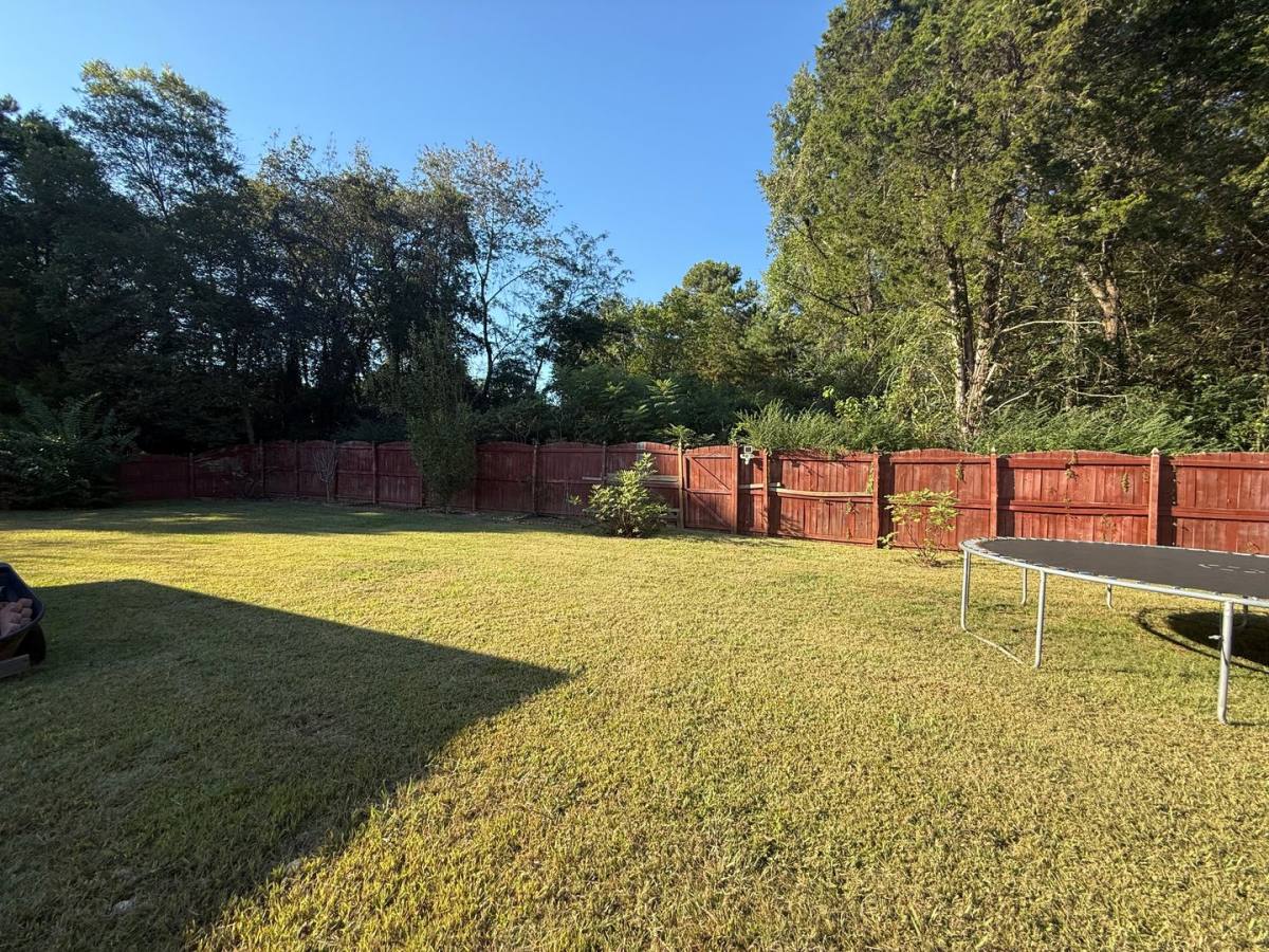 House for rent at 242 Turtle Creek Dr, Huntsville, AL 35806