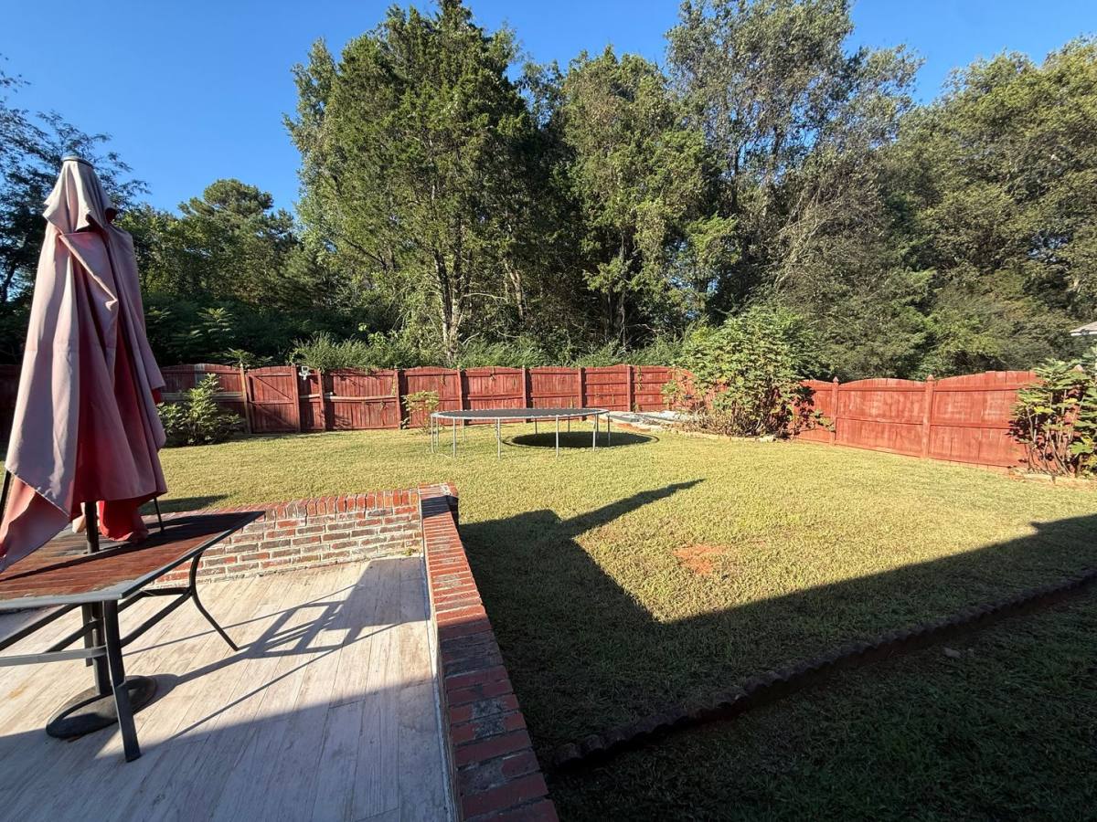 House for rent at 242 Turtle Creek Dr, Huntsville, AL 35806