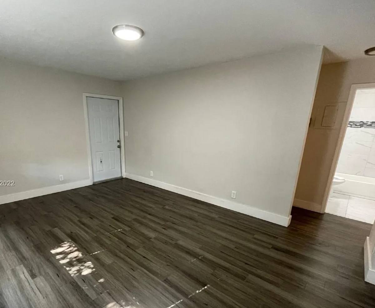 Apartment for rent at 450 SW 2nd St, Pompano Beach, FL 33060